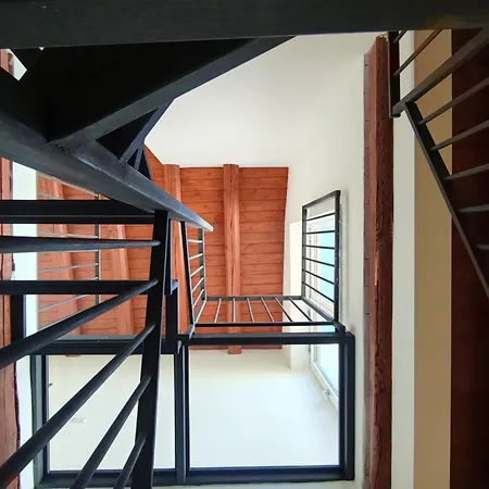 Palazzo Del Buonpastore By Casa Azzurra Apartments-3